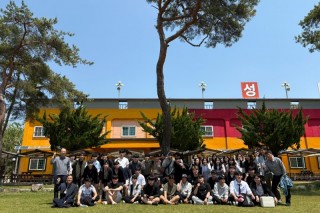 신입생 역량강화 캠프_단체.jpg